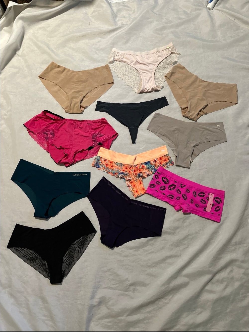 Victoria’s Secret Panty Bundle Sz M